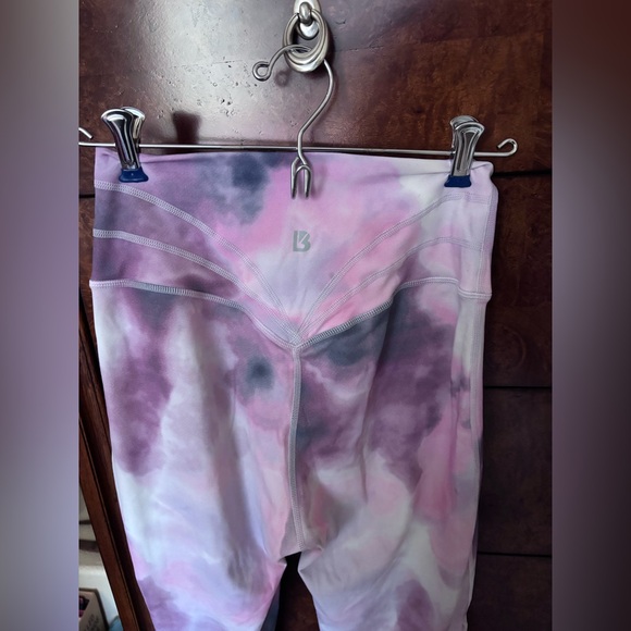 Buffbunny - Picture 3 of 4